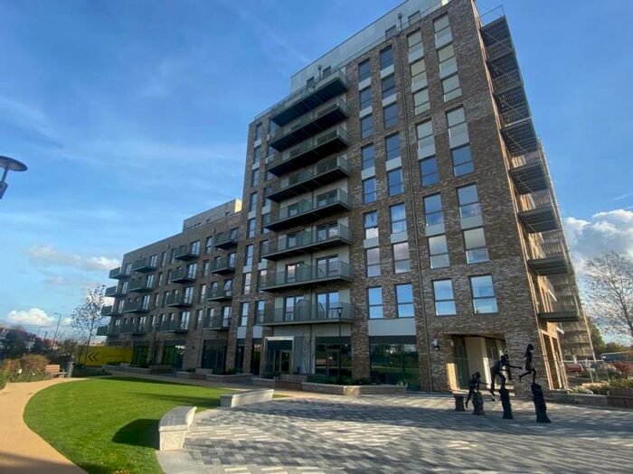 3 Bedroom Apartment To Rent In Grand Union, Wembley, HA0