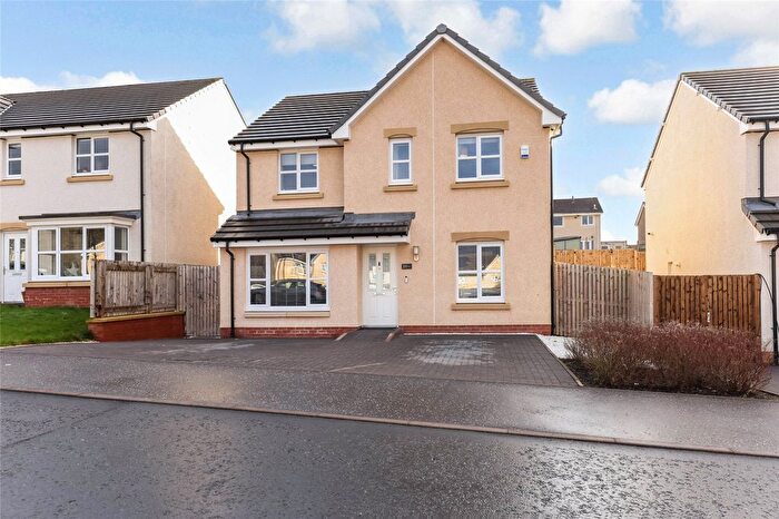 4 Bedroom Detached House For Sale In Pine Crescent, Moodiesburn, Glasgow, North Lanarkshire, G69