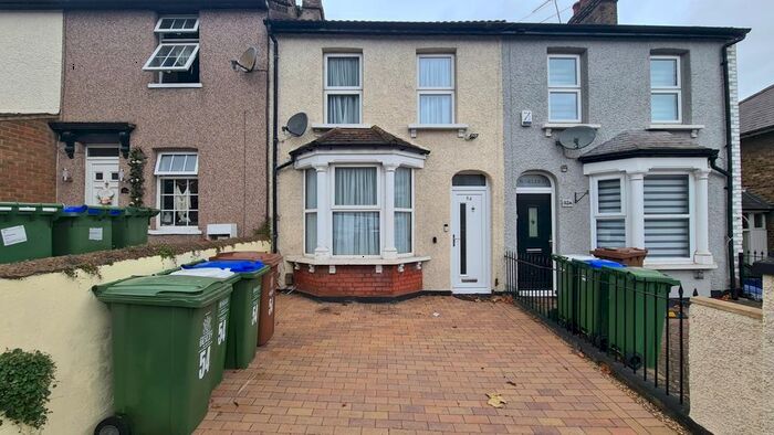 3 Bedroom Detached House To Rent In Station Road, Dartford, Kent, DA1