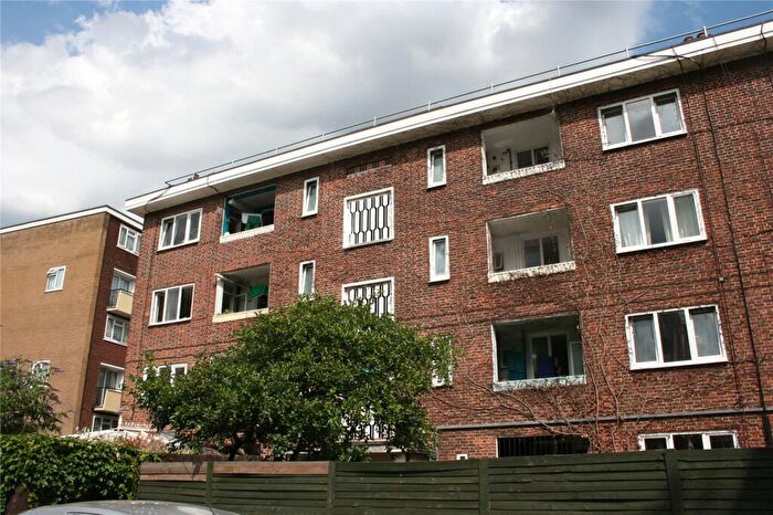 4 Bedroom Apartment To Rent In Thornaby House, Canrobert Street, London, E2
