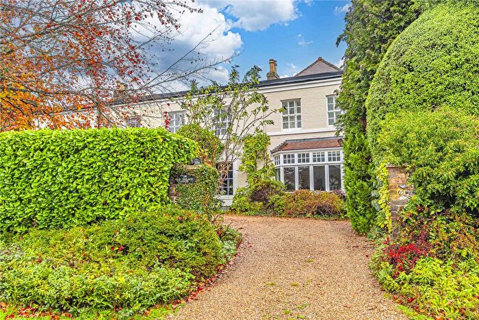 4 Bedroom Semi Detached House For Sale In Langley Hill, Kings Langley, Hertfordshire, WD4