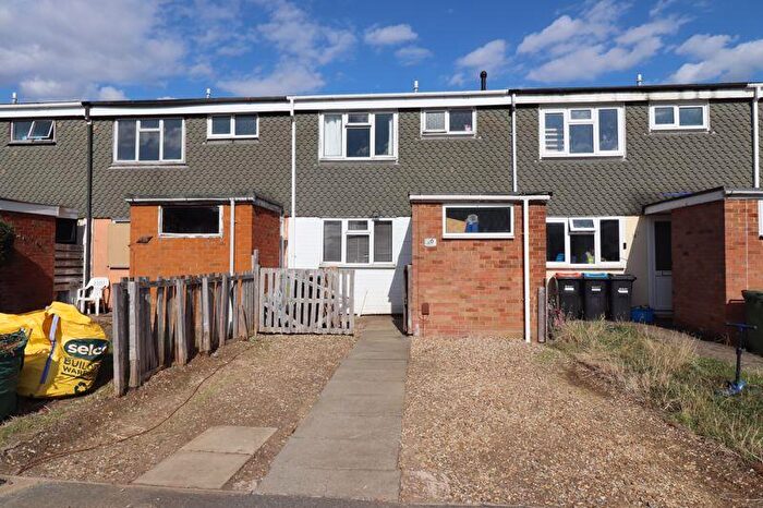 3 Bedroom Terraced House For Sale In Berwick Drive, Bletchley, Milton Keynes, MK3