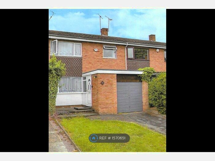 3 Bedroom Terraced House To Rent In Lindley Close, Harpenden, AL5