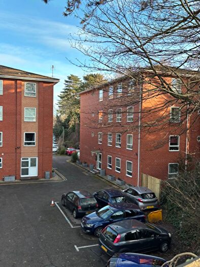 2 Bedroom Flat To Rent In Leckhampton Place, Cheltenham, GL53