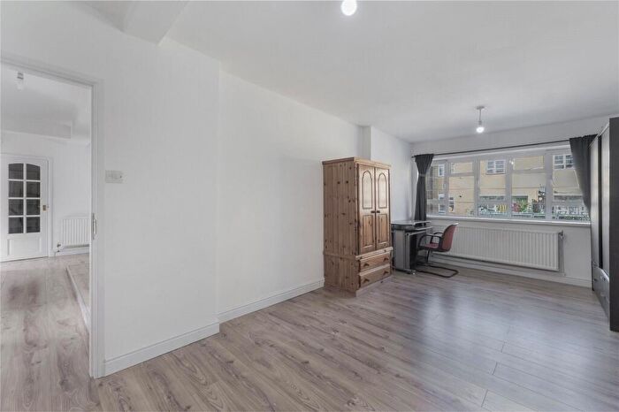 3 Bedroom Flat To Rent In Cherwell House, Penfold Place, London, NW8
