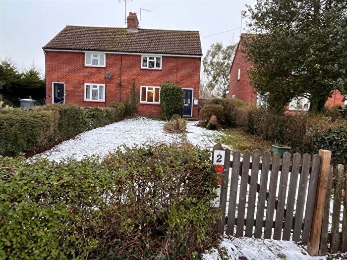 2 Bedroom Semi-Detached House To Rent In Dennington, Woodbridge, IP13