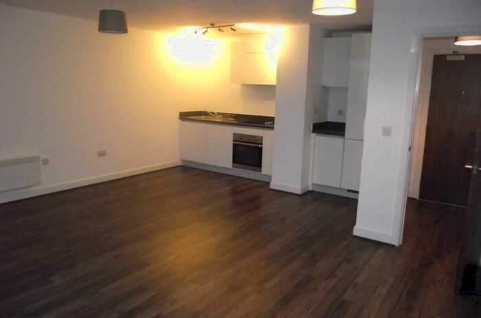 1 Bedroom Flat To Rent In Waterfront West, Dudley, DY5