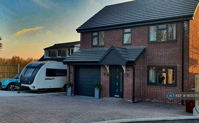 4 Bedroom Detached House To Rent In Williams Way, Chesterfield, S42