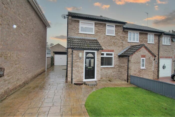 3 Bedroom Semi-Detached House To Rent In Melford Road, Stowmarket, IP14