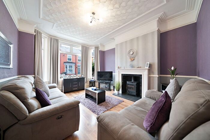 4 Bedroom Terraced House For Sale In Thorndale Road, Waterloo, L22