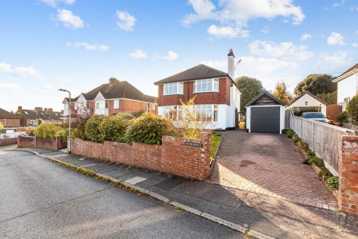 4 Bedroom Detached House For Sale In Pennslyvania, Exeter, EX4