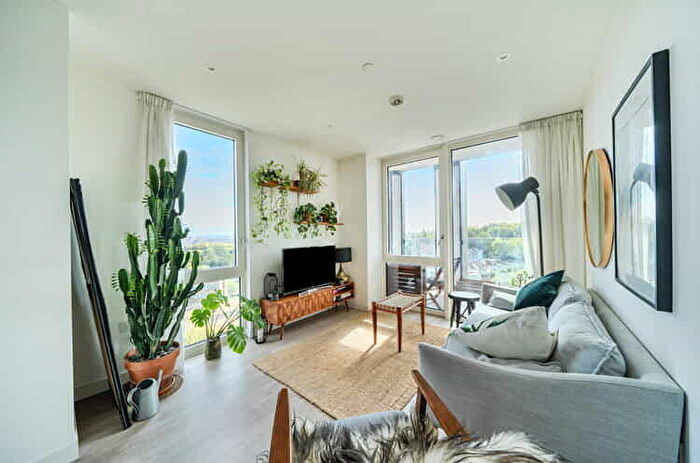 1 Bedroom Flat For Sale In Pearson Apartments, Harrow, London, HA1
