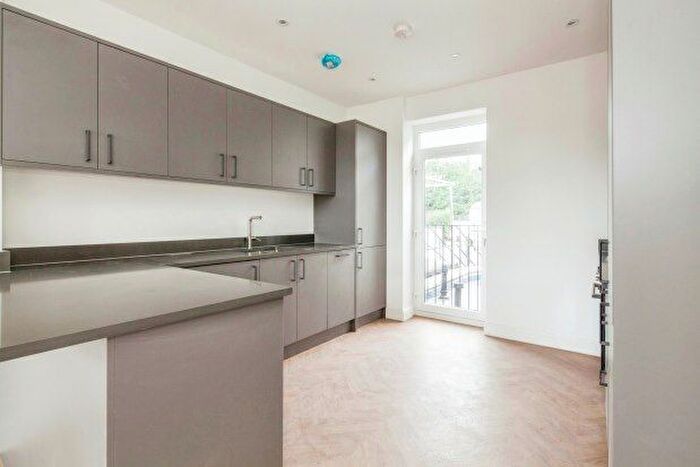 2 Bedroom Flat To Rent In Stanstead Road, London, SE23