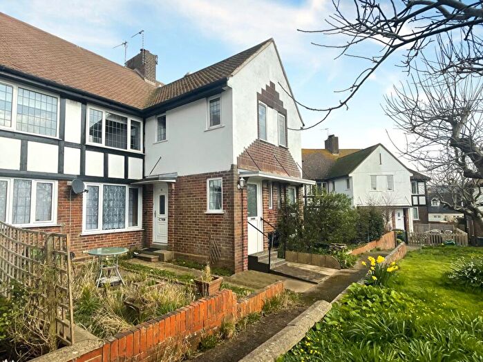 3 Bedroom Maisonette For Sale In The Close, Seaton, Devon, EX12