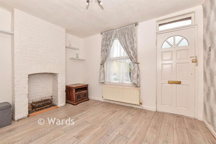 2 Bedroom Terraced House For Sale In London Road, Dover, Kent, CT17