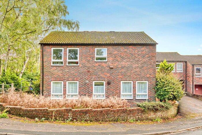 1 Bedroom Flat To Rent In Jevington, Bracknell, RG12