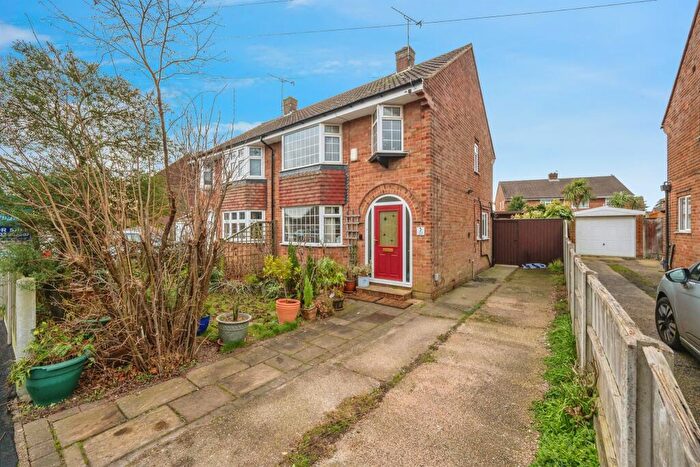 3 Bedroom Semi Detached House For Sale In Clifton Drive, Mickleover, Derby, DE3