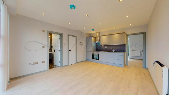 1 Bedroom Flat To Rent In Coronation Road, Basingstoke, RG21