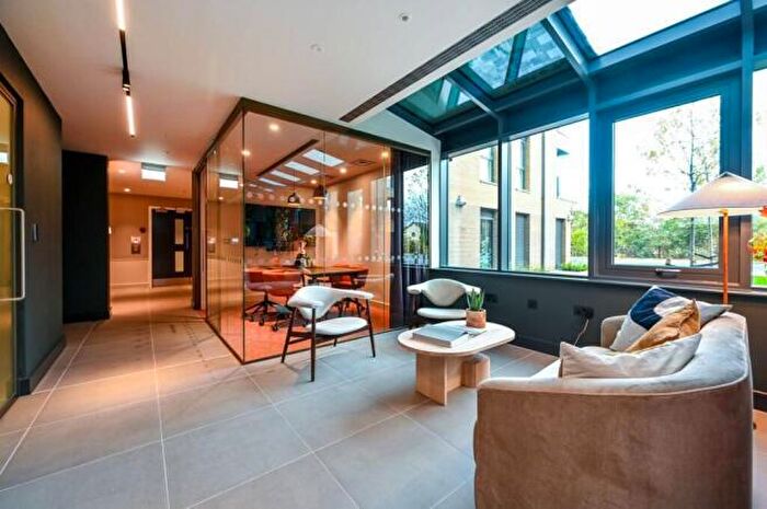 1 Bedroom Apartment To Rent In Guildford, Surrey, GU1