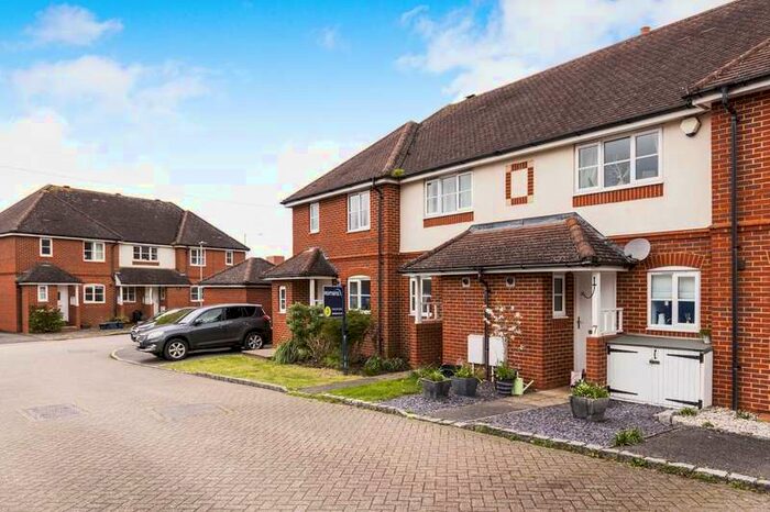 2 Bedroom Terraced House To Rent In Norton Road, Wokingham, RG40