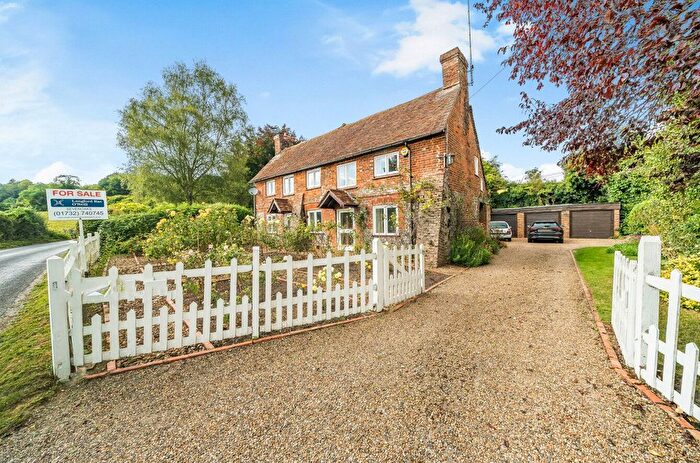 4 Bedroom Detached House For Sale In Shacklands Road, Shoreham, Sevenoaks, TN14