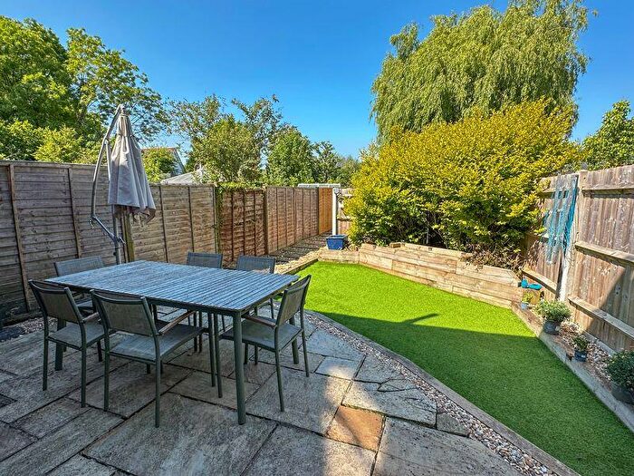 2 Bedroom Character Property For Sale In Upham, SO32