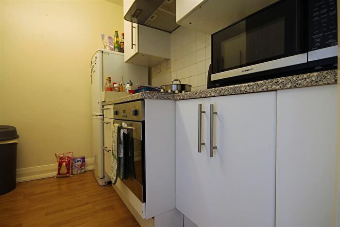 2 Bedroom Flat To Rent In Tanners Court, City Centre, NE1