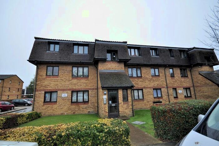 Studio To Rent In Southwold Road, Watford WD24