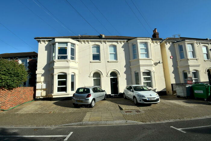 1 Bedroom Apartment To Rent In Hereford Road, Southsea, PO5