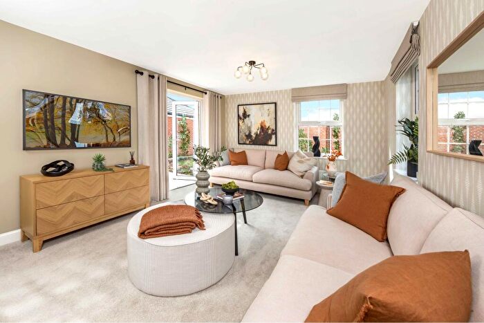 4 Bedroom Detached House For Sale In St Laurence Avenue, Aylesford, Maidstone, Kent, ME16