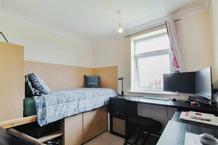 3 Bedroom Terraced House For Sale In Maynard Road, Hartcliffe, Bristol, BS13