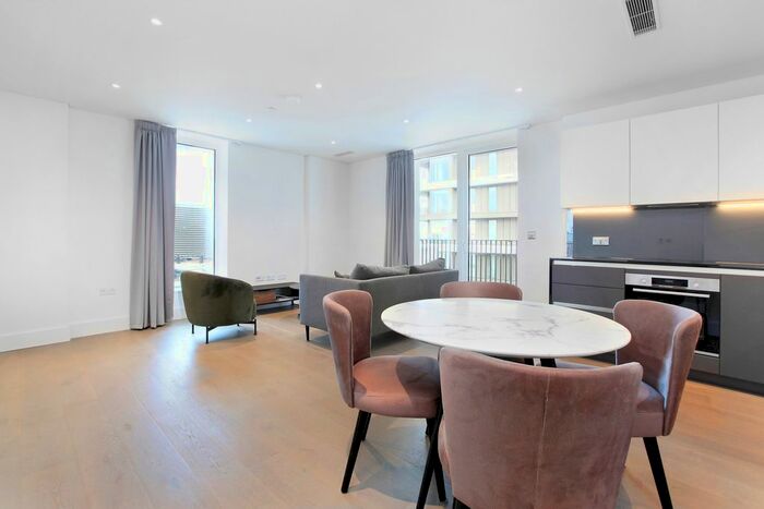 2 Bedroom Flat To Rent In Lambert House, Gartons Way, Battersea, London, SW11