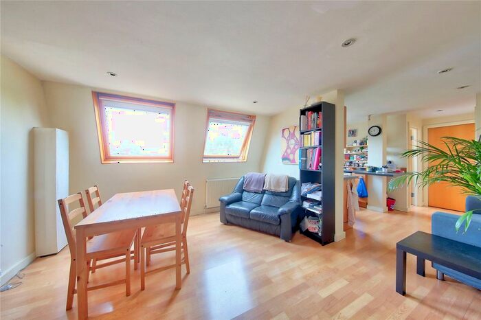2 Bedroom Flat To Rent In Furmage Street, London, SW18