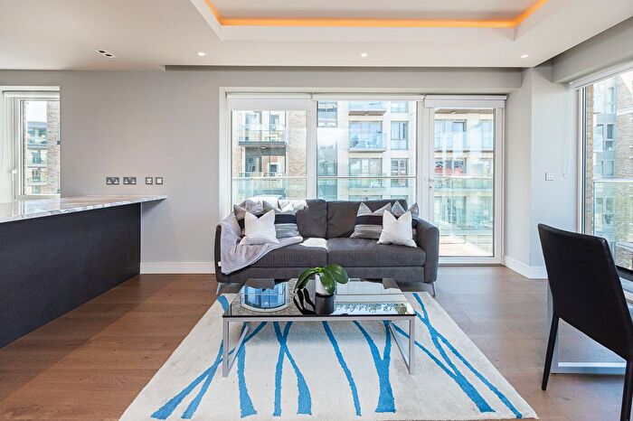 2 Bedroom Flat To Rent In Fulham Reach, Hammermsith, W6