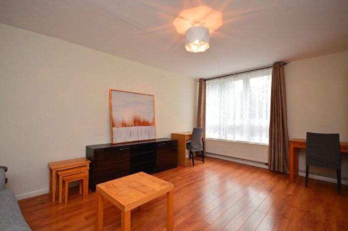 3 Bedroom Terraced House To Rent In Tarbert Walk, Shadwell, E1