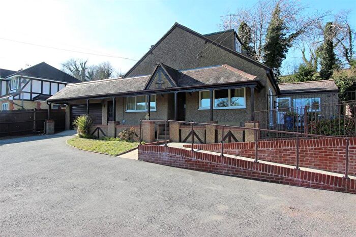 5 Bedroom Detached Bungalow To Rent In Outwood Lane, Chipstead, CR5