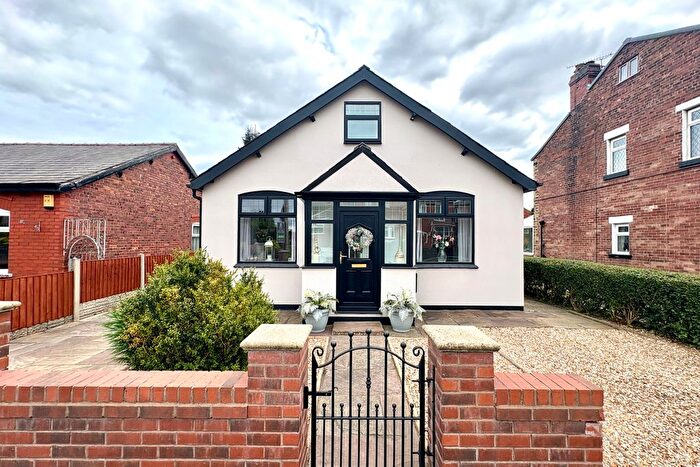 4 Bedroom Bungalow For Sale In Moor Road, Orrell, Wigan, WN5