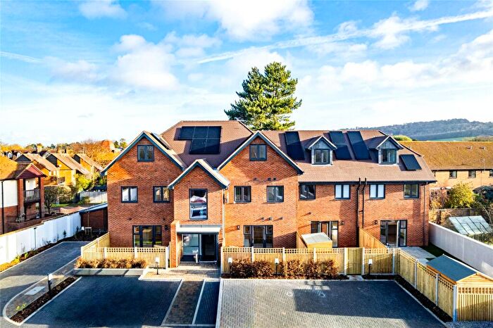 2 Bedroom Apartment For Sale In Park Street, Princes Risborough, Buckinghamshire, HP27