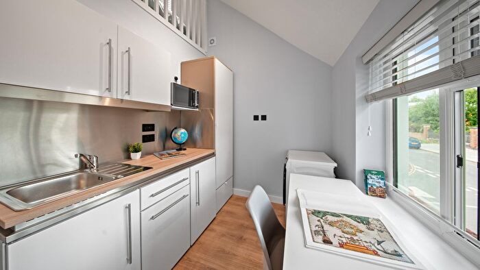 Studio To Rent In Long Drive, Acton, W3