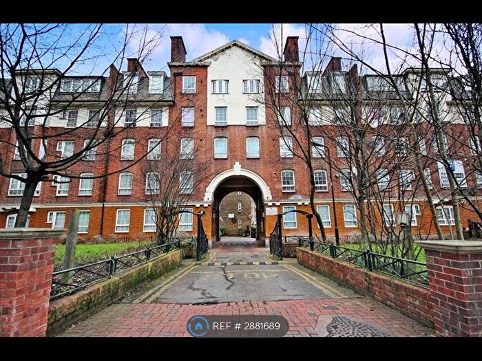 2 Bedroom Flat To Rent In Brixton Hill, London, SW2