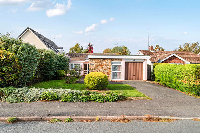 3 Bedroom Bungalow For Sale In Stockenhill Road, Leominster, Herefordshire, HR6