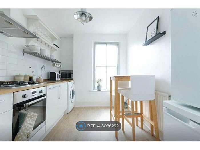 1 Bedroom Flat To Rent In New Cross, London, SE14