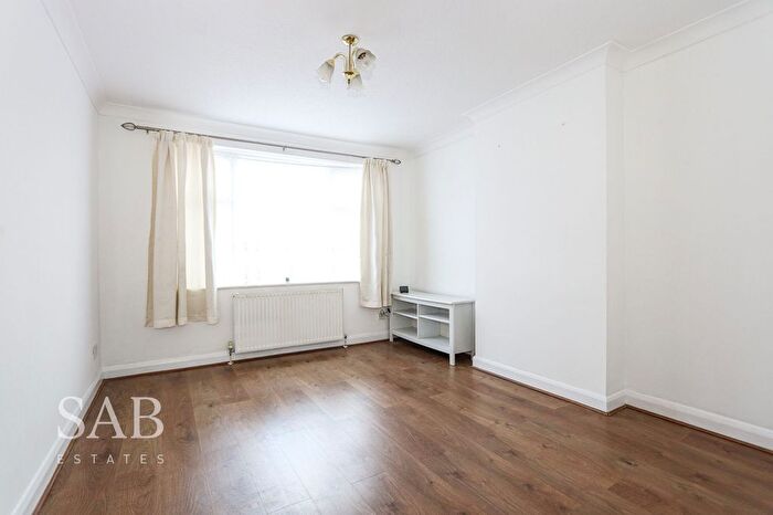 2 Bedroom Property To Rent In Ferrymead Gardens, Greenford, UB6