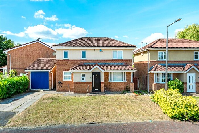 3 Bedroom Detached House For Sale In Lily Close, Stockport, Greater Manchester, SK3