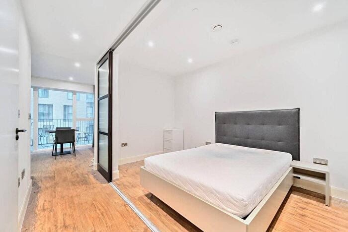 2 Bedroom Flat To Rent In Uncle Colindale, Colindale, London, NW9