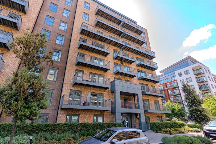 Studio For Sale In East Drive, Beaufort Park, Colindale, NW9