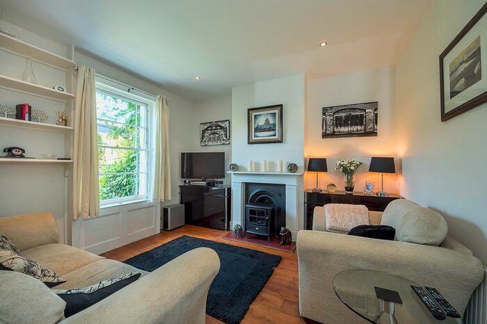 2 Bedroom Terraced House To Rent In Cavendish Road, London, SW12