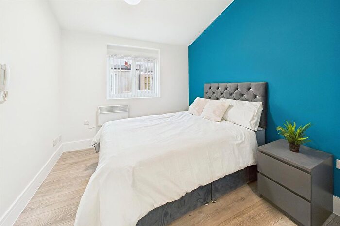 Studio To Rent In Wyken Avenue, Wyken, Coventry, CV2