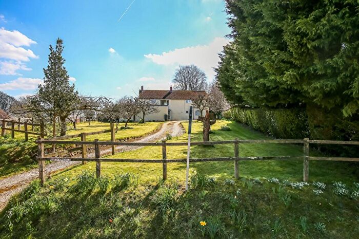 4 Bedroom Detached House To Rent In Dummer, Basingstoke, RG25