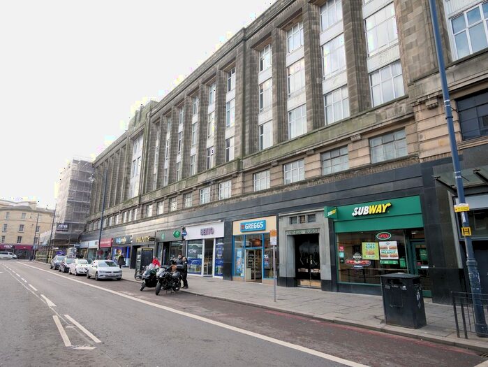 1 Bedroom Flat To Rent In Lothian House, Lothian Road, City Centre, Edinburgh, EH3